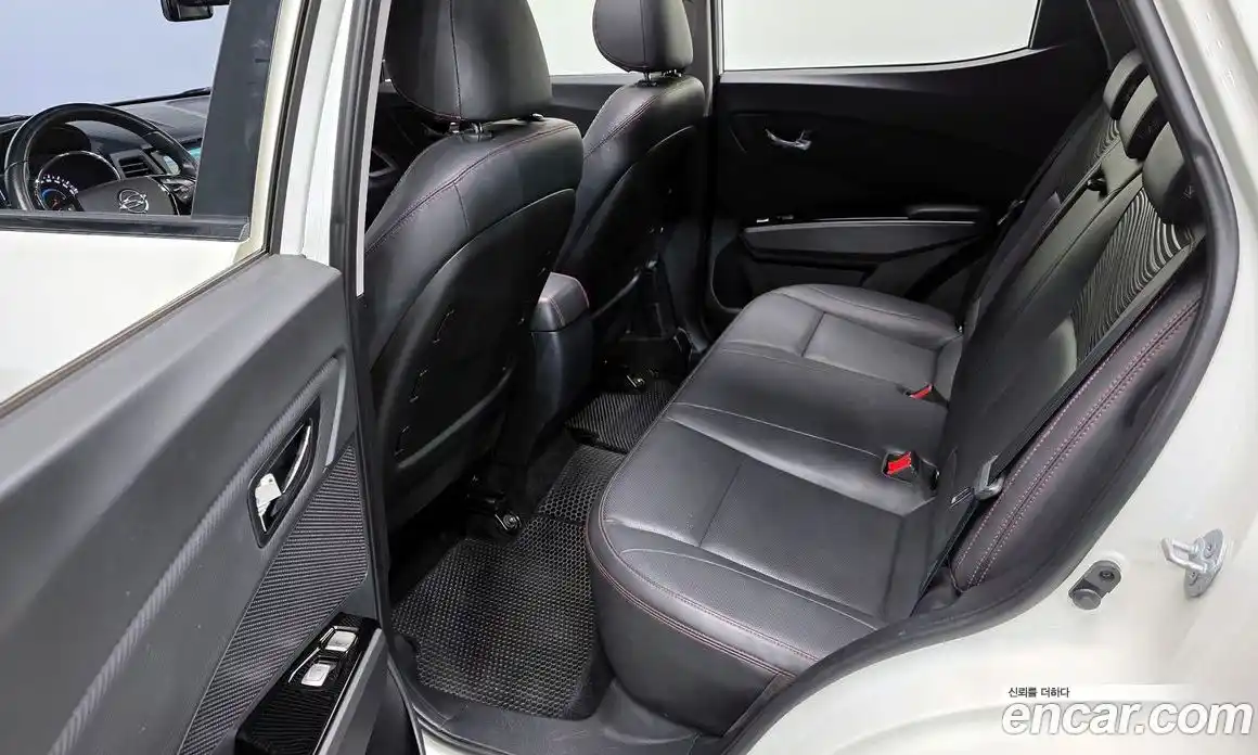 SsangYong TIBOLI 2017 1.6 автомат (гидро), фото 18