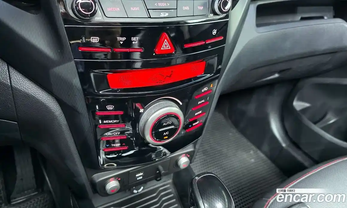 SsangYong TIBOLI 2017 1.6 автомат (гидро), фото 22