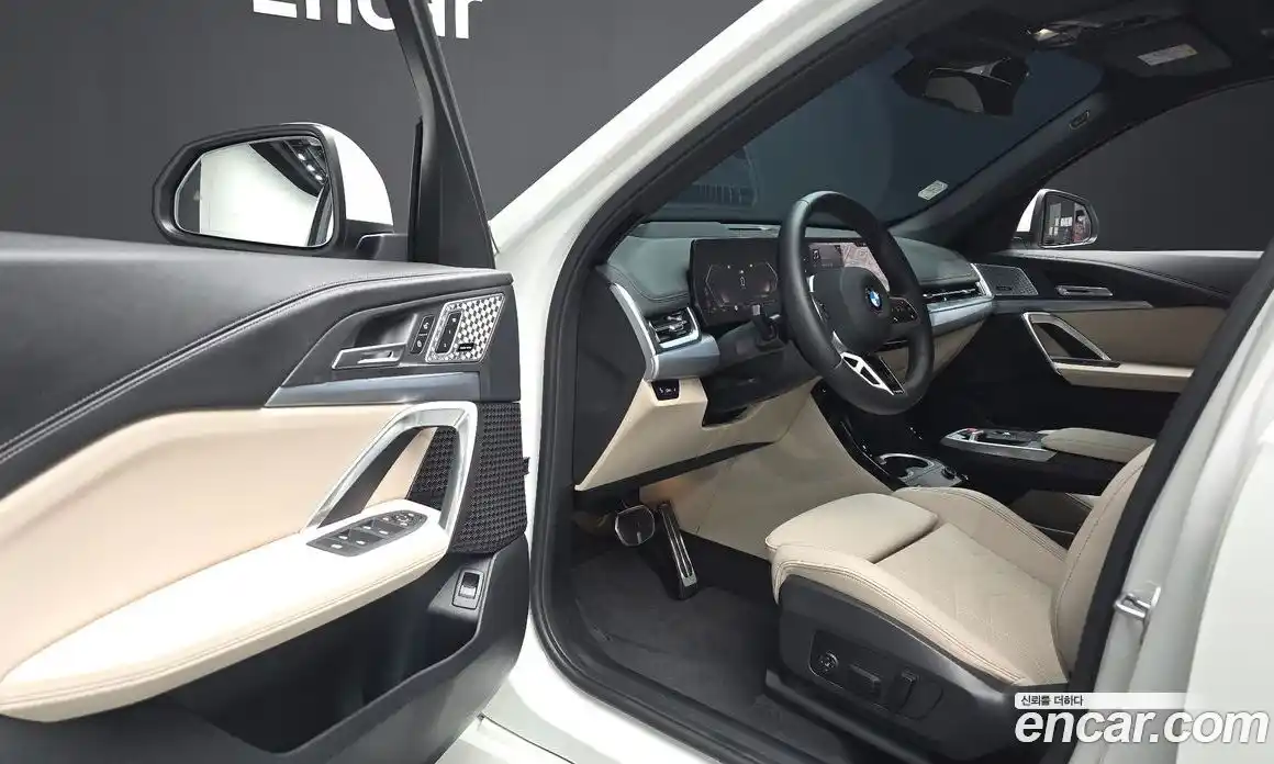 BMW X1 2025 2.0 гидро, фото 17
