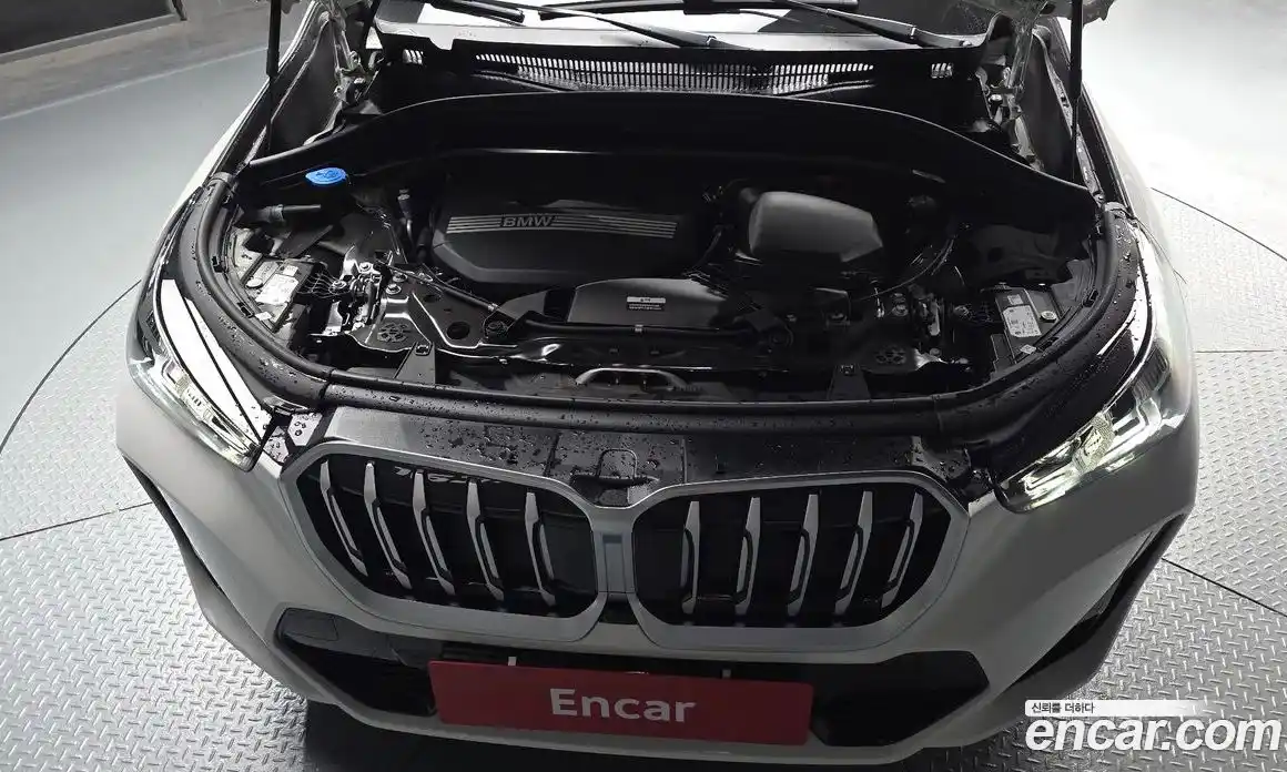 BMW X1 2025 2.0 гидро, фото 6