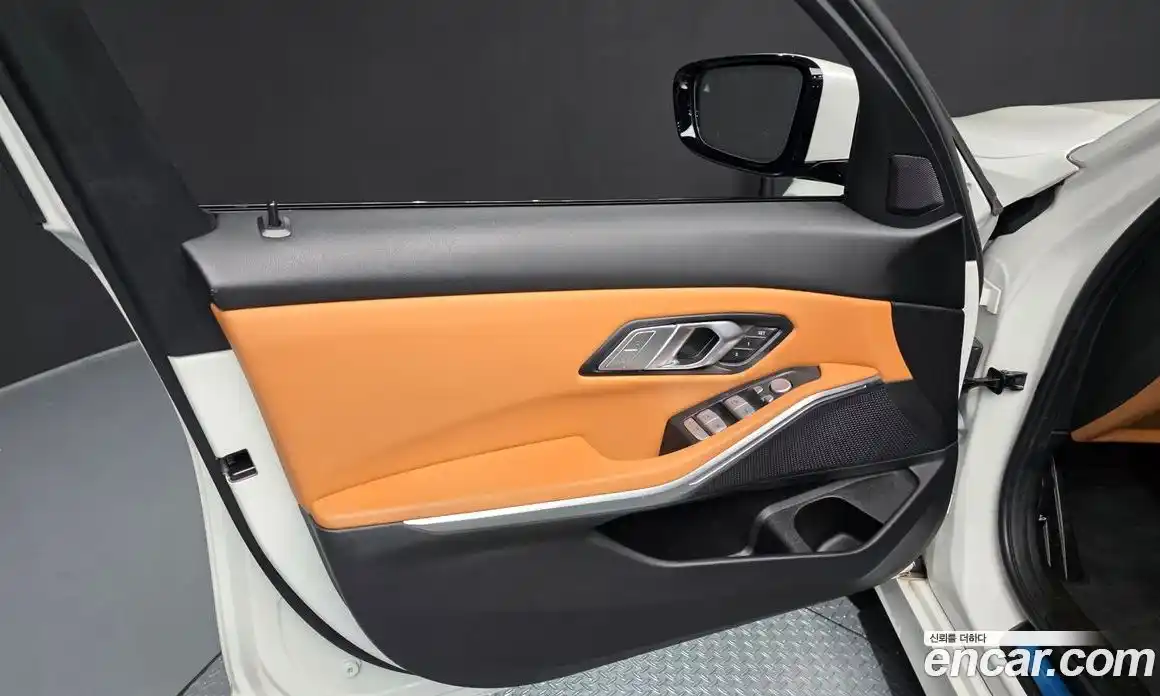 BMW 3 серия 2023 2.0 автомат (гидро), фото 13