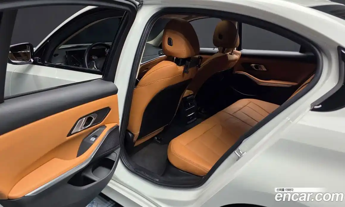 BMW 3 серия 2023 2.0 автомат (гидро), фото 15