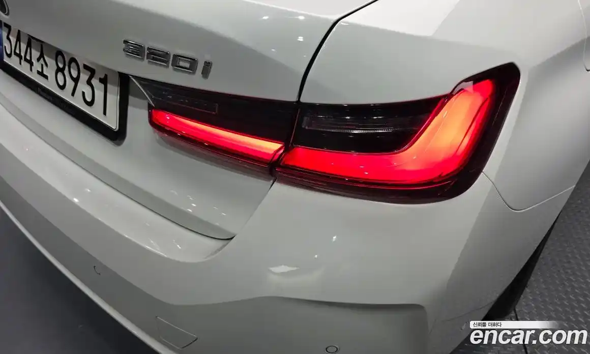 BMW 3 серия 2023 2.0 автомат (гидро), фото 8