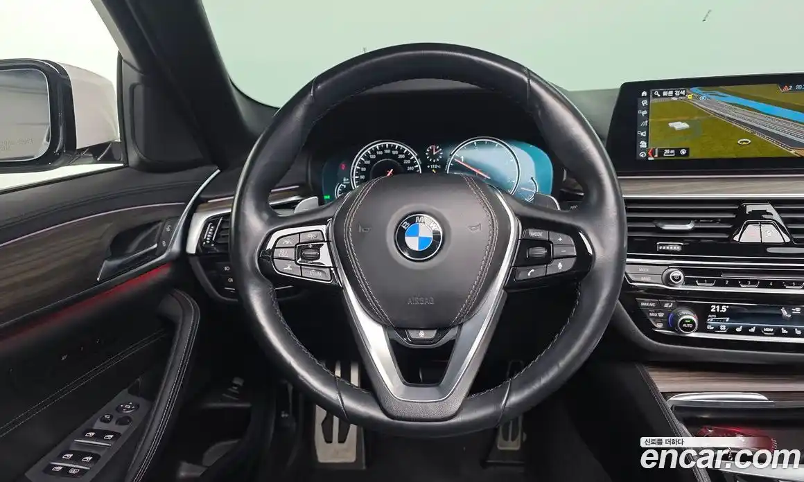 BMW 5 серия 2018 2.0 автомат (гидро), фото 12