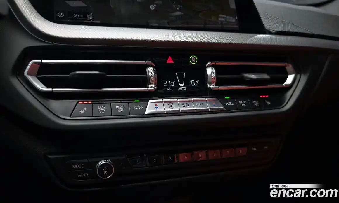 BMW 1 серия 2021 2.0 автомат (гидро), фото 23