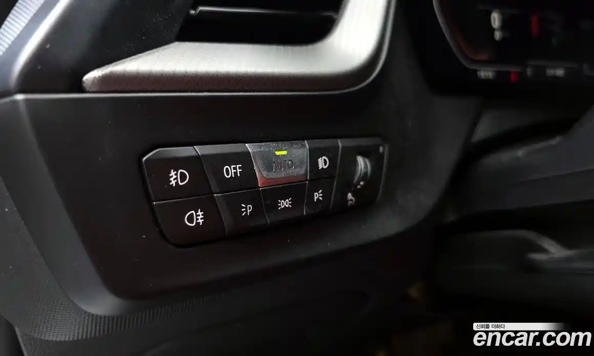 BMW 1 серия 2021 2.0 автомат (гидро), фото 24