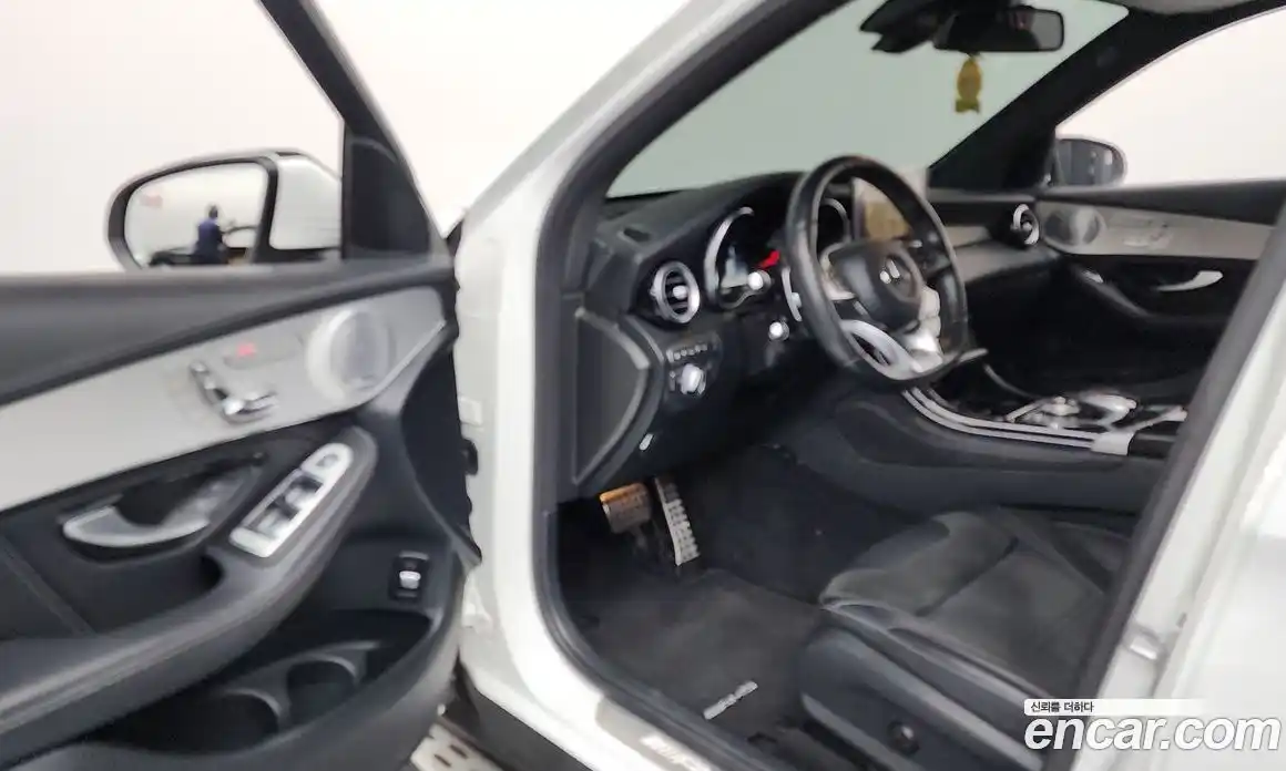 Mercedes-Benz GLC-Class 2019 4.0 гидро, фото 10 Mercedes-Benz GLC-Class 2019 4.0 гидро, фото 10