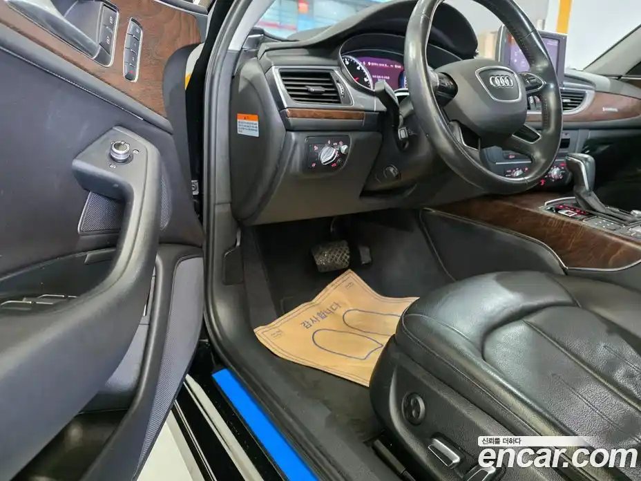 Audi A6 2016 3.0 автомат (гидро), фото 15