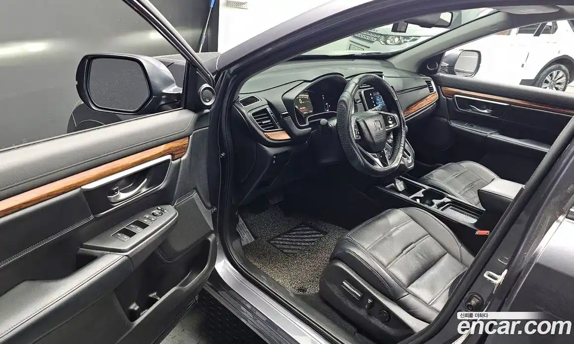 Honda CR-V 2017 1.5 автомат (гидро), фото 13
