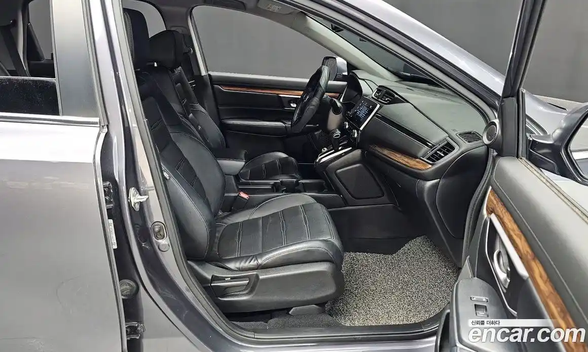 Honda CR-V 2017 1.5 автомат (гидро), фото 16