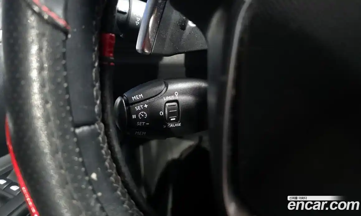 Peugeot 3008 2018 1.6 автомат (гидро), фото 24