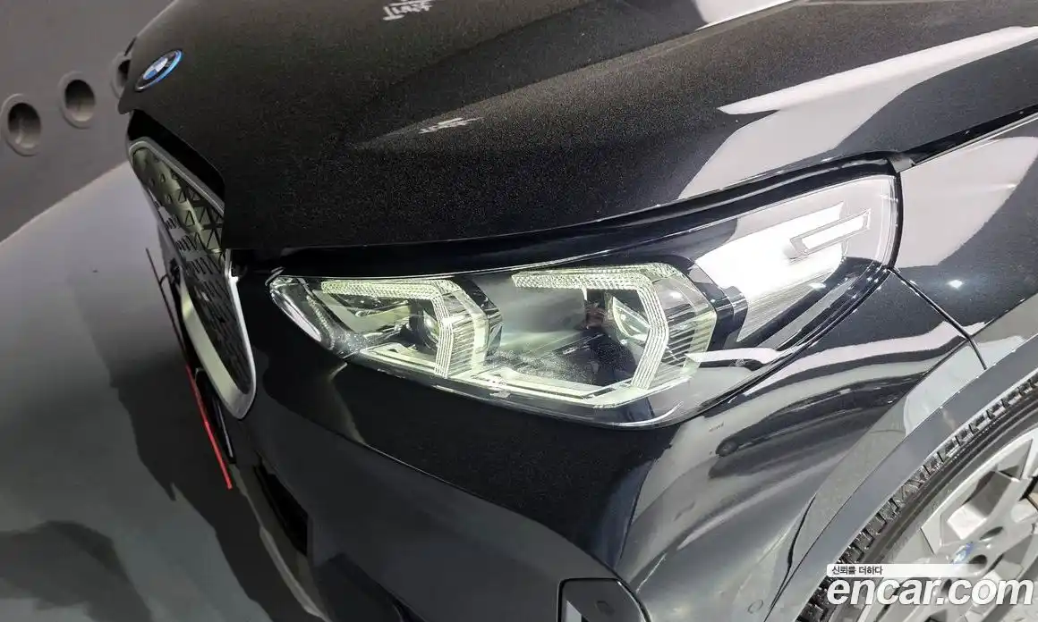 BMW iX1 2024 0.2 гидро, фото 8