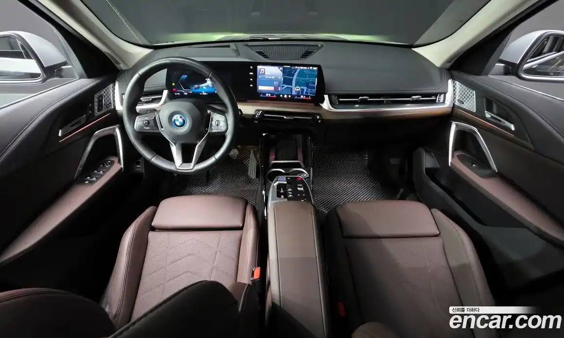 BMW iX1 2024 0.2 гидро, фото 10