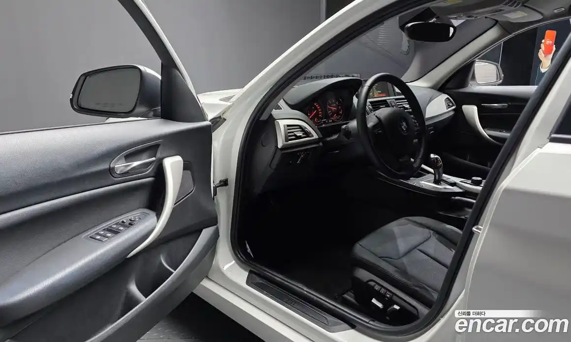 BMW 1 серия 2017 2.0 автомат (гидро), фото 13