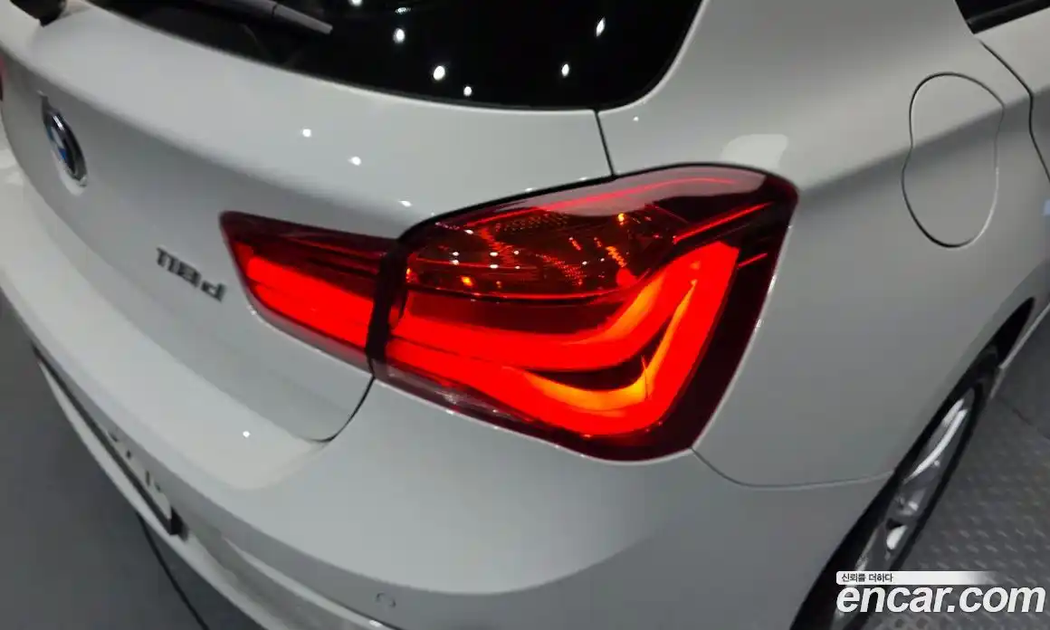 BMW 1 серия 2017 2.0 автомат (гидро), фото 9