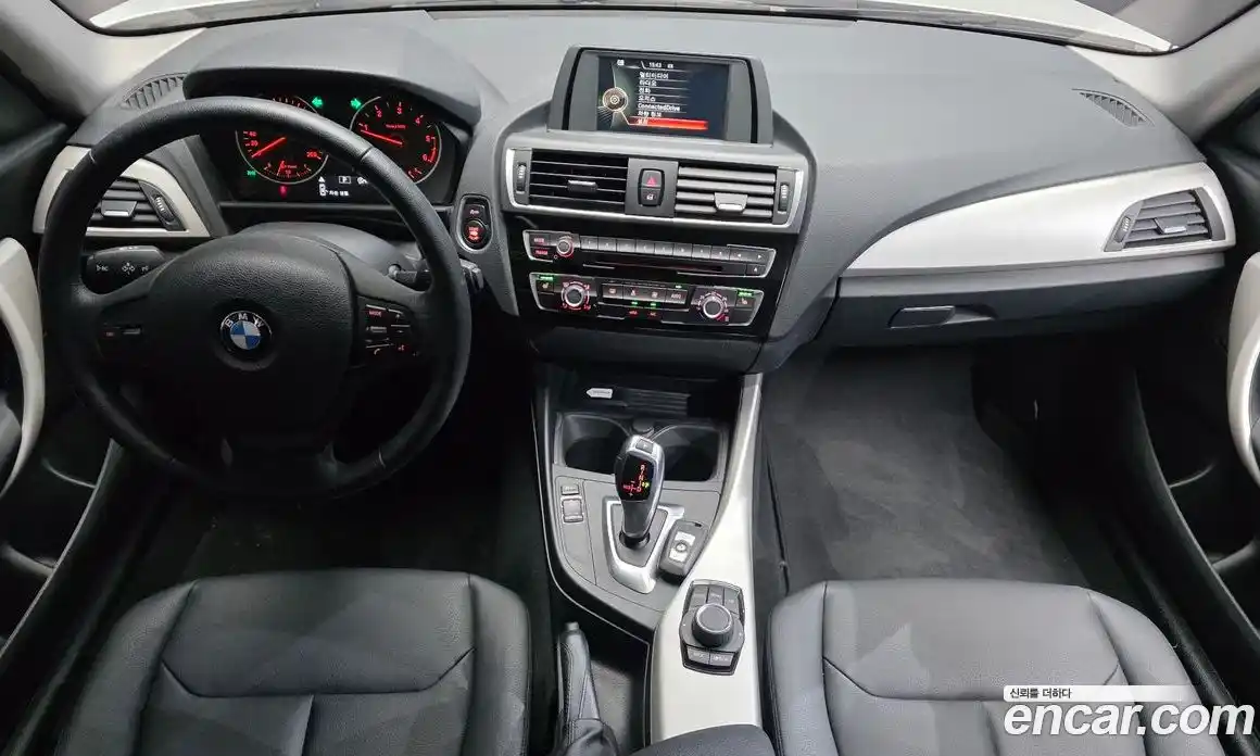 BMW 1 серия 2017 2.0 автомат (гидро), фото 10