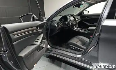 Honda Accord 2021 2.0 автомат (гидро), миниатюра 10