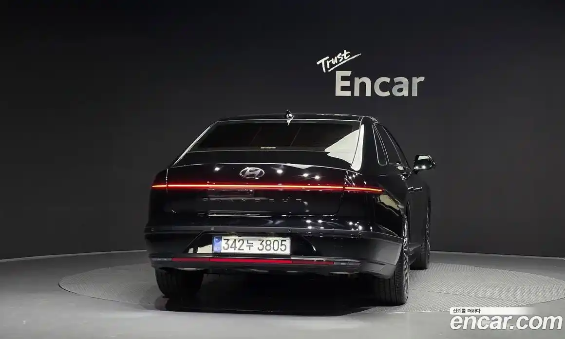 Hyundai Grandeur 2025 1.6 автомат (гидро), фото 4