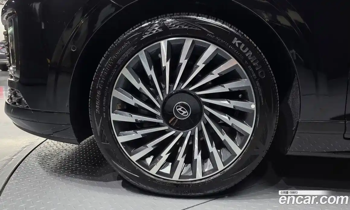 Hyundai Grandeur 2025 1.6 автомат (гидро), фото 5