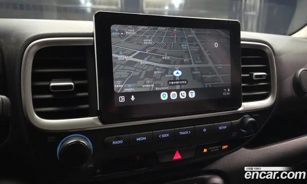 Hyundai Venue 2019 1.6 автомат (гидро), фото 20
