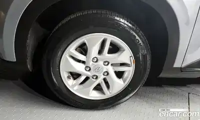 Hyundai Venue 2019 1.6 автомат (гидро), миниатюра 5