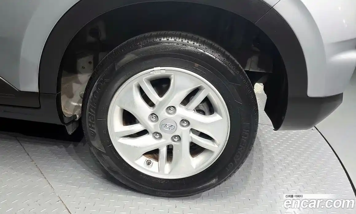 Hyundai Venue 2019 1.6 автомат (гидро), фото 7