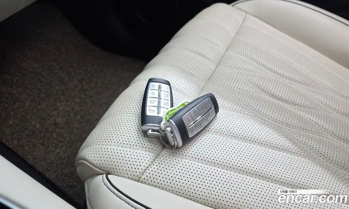 Genesis GV70 2021 2.5 гидро, фото 15