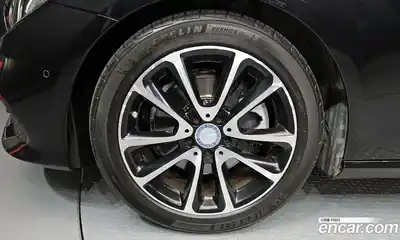 Mercedes-Benz E-Class 2017 1.9 гидро, миниатюра 5