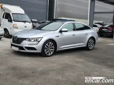 Renault SM6