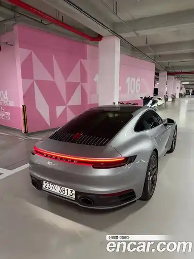 Porsche 911 2020 3.0 автомат (гидро), миниатюра 2