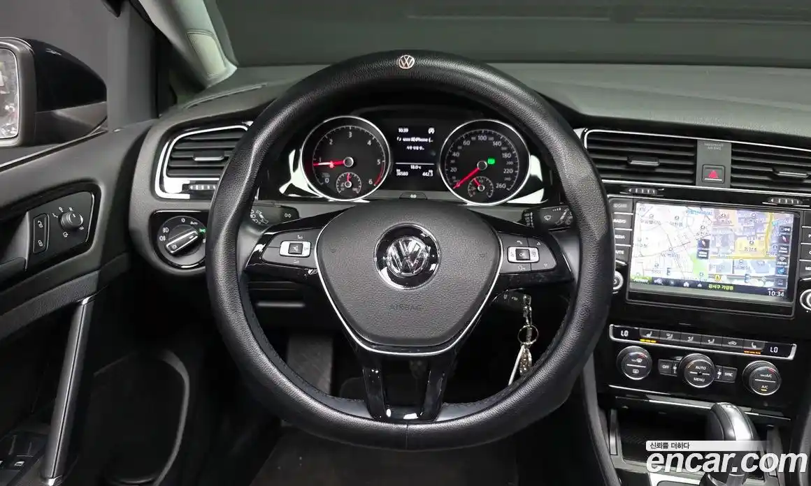 Volkswagen Golf 2015 2.0 автомат (гидро), фото 14