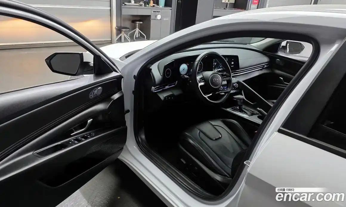 Hyundai Avante 2022 1.6 гидро, фото 13