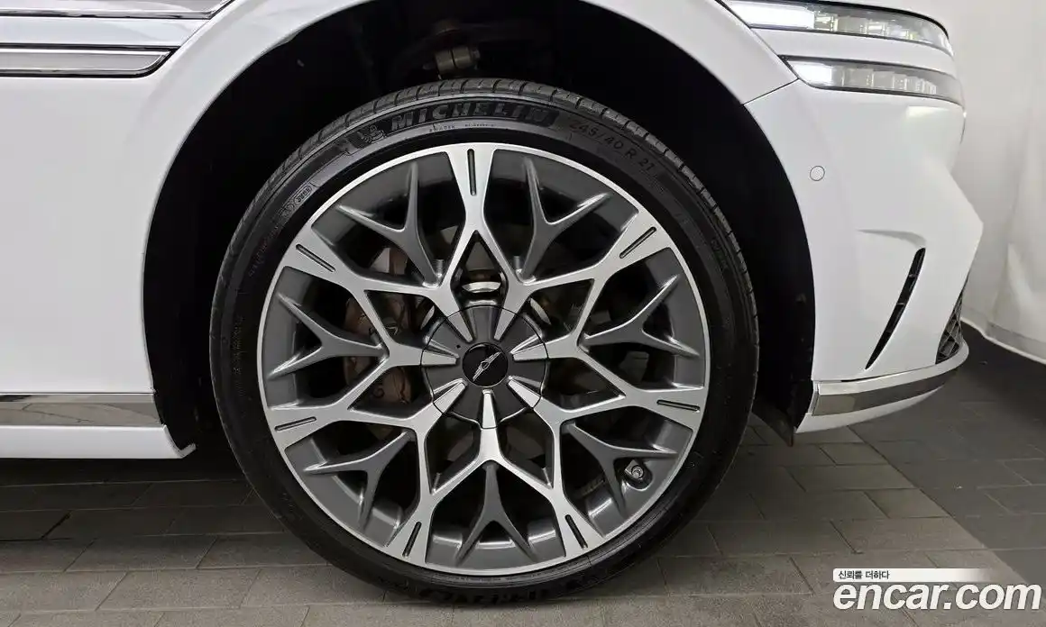 Genesis G90 2024 3.5 гидро, фото 5