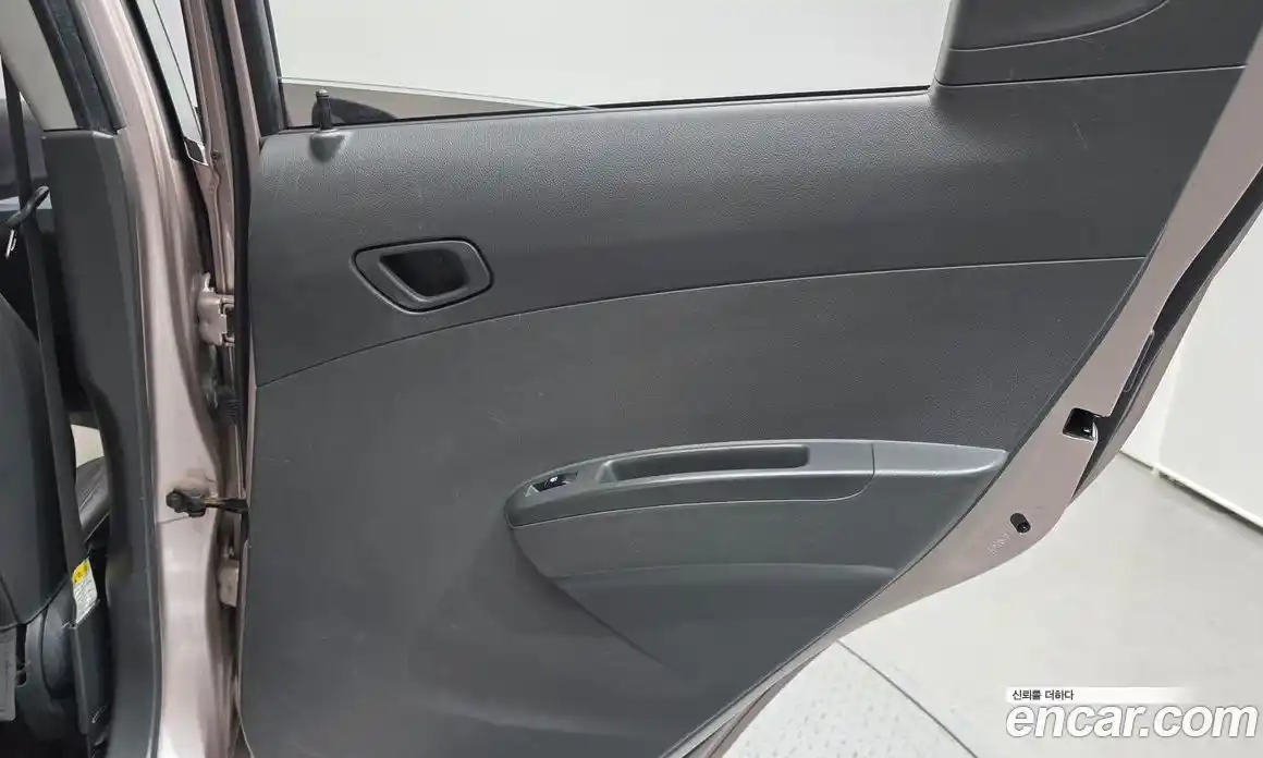 Chevrolet Spark 2012 1.0 автомат (гидро), фото 15