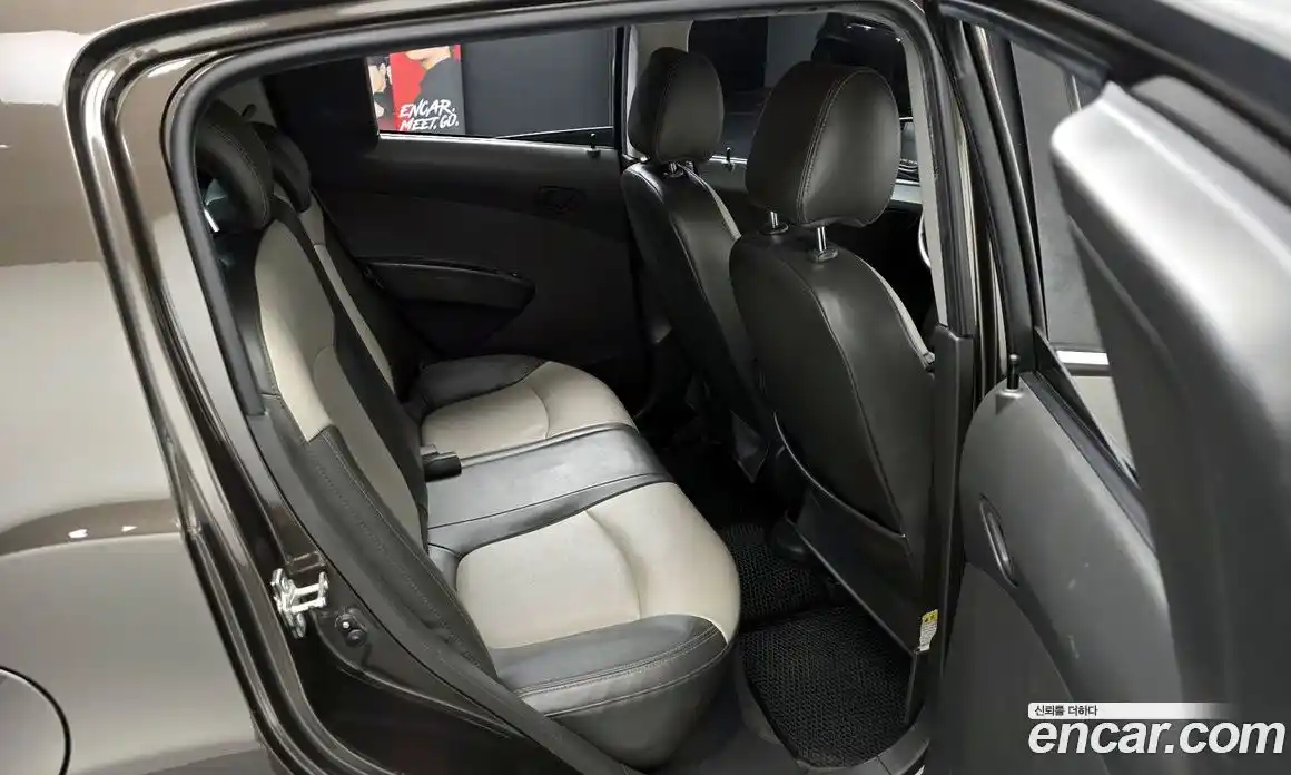 Chevrolet Spark 2012 1.0 автомат (гидро), фото 11