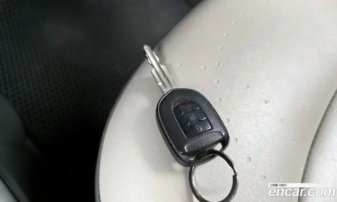 Chevrolet Spark 2012 1.0 автомат (гидро), фото 17
