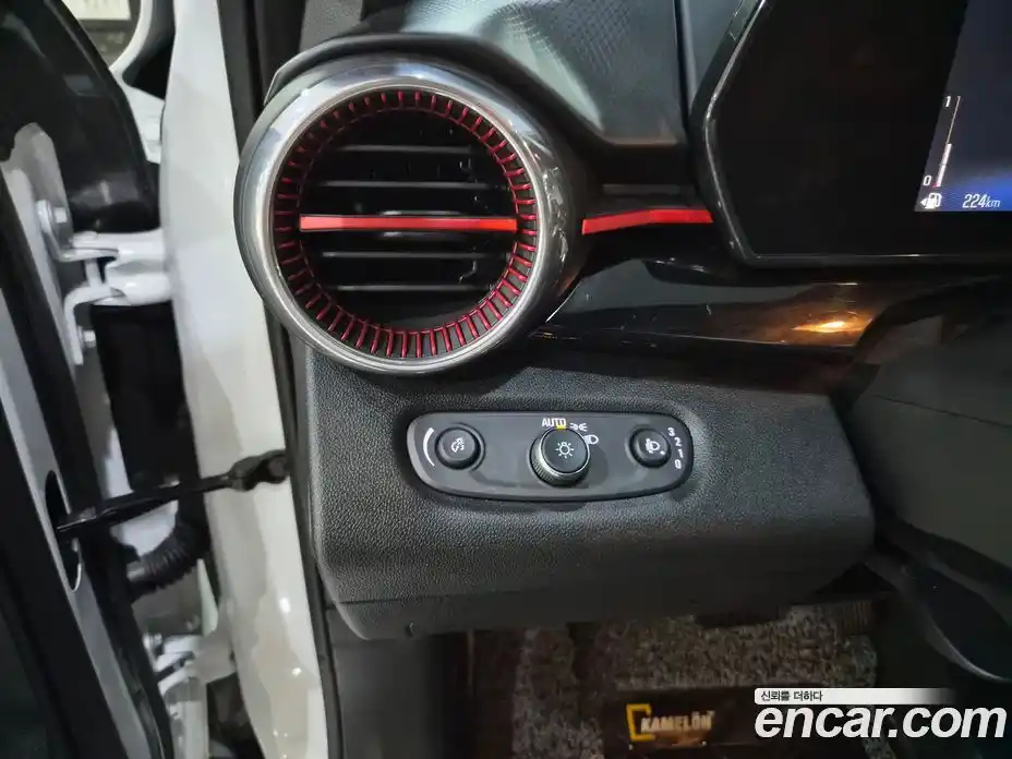 Chevrolet Trax 2023 1.2 гидро, фото 15