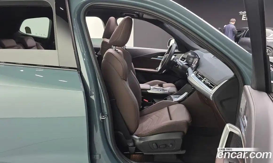 BMW X1 2025 2.0 гидро, фото 12