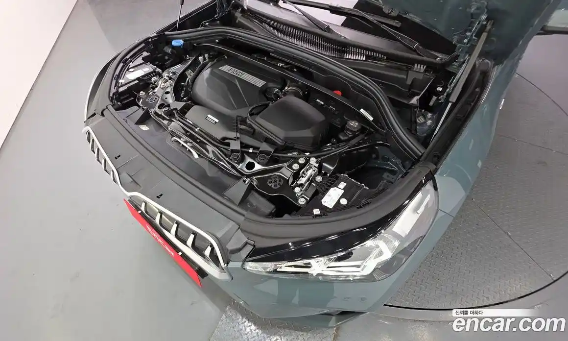 BMW X1 2025 2.0 гидро, фото 6