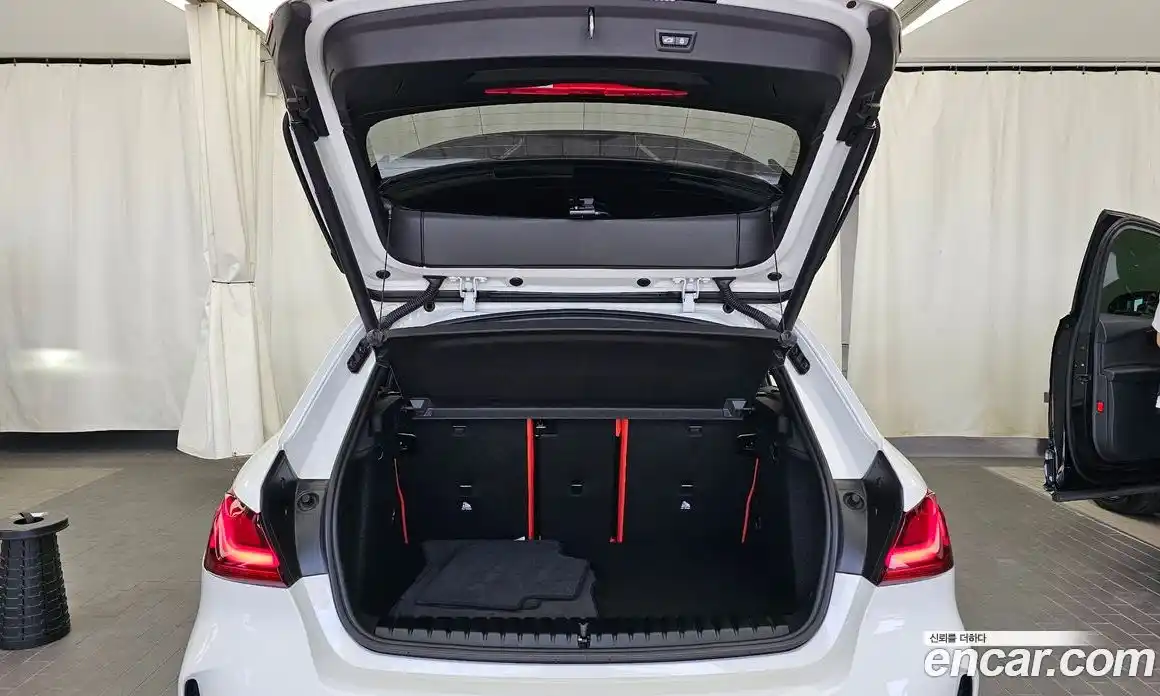 BMW 1-Series 2021 2.0 гидро, фото 26