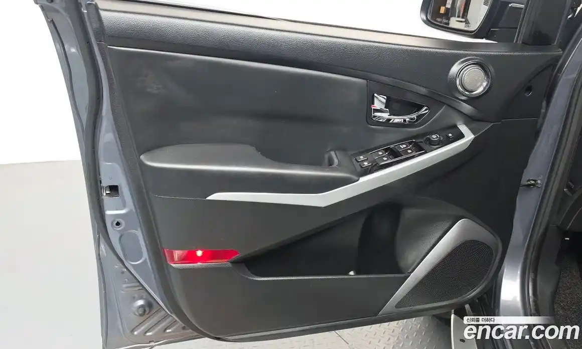 SsangYong Korando 2015 2.0 гидро, фото 14