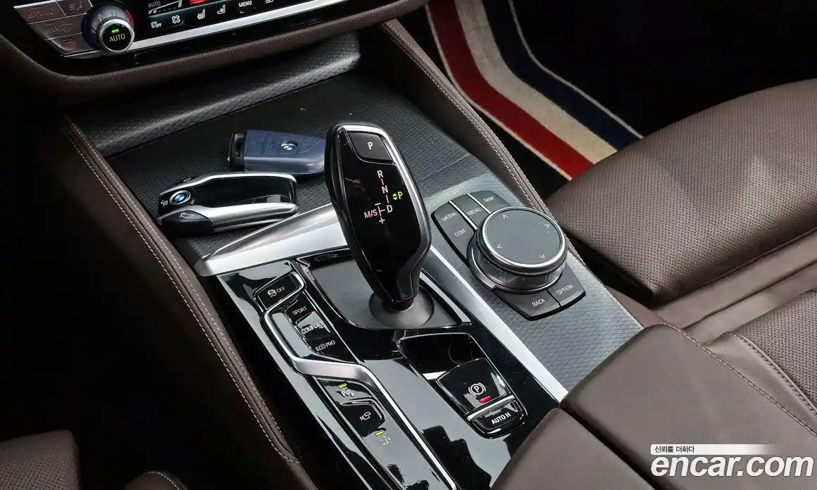 BMW 6-Series 2023 2.0 гидро, фото 9