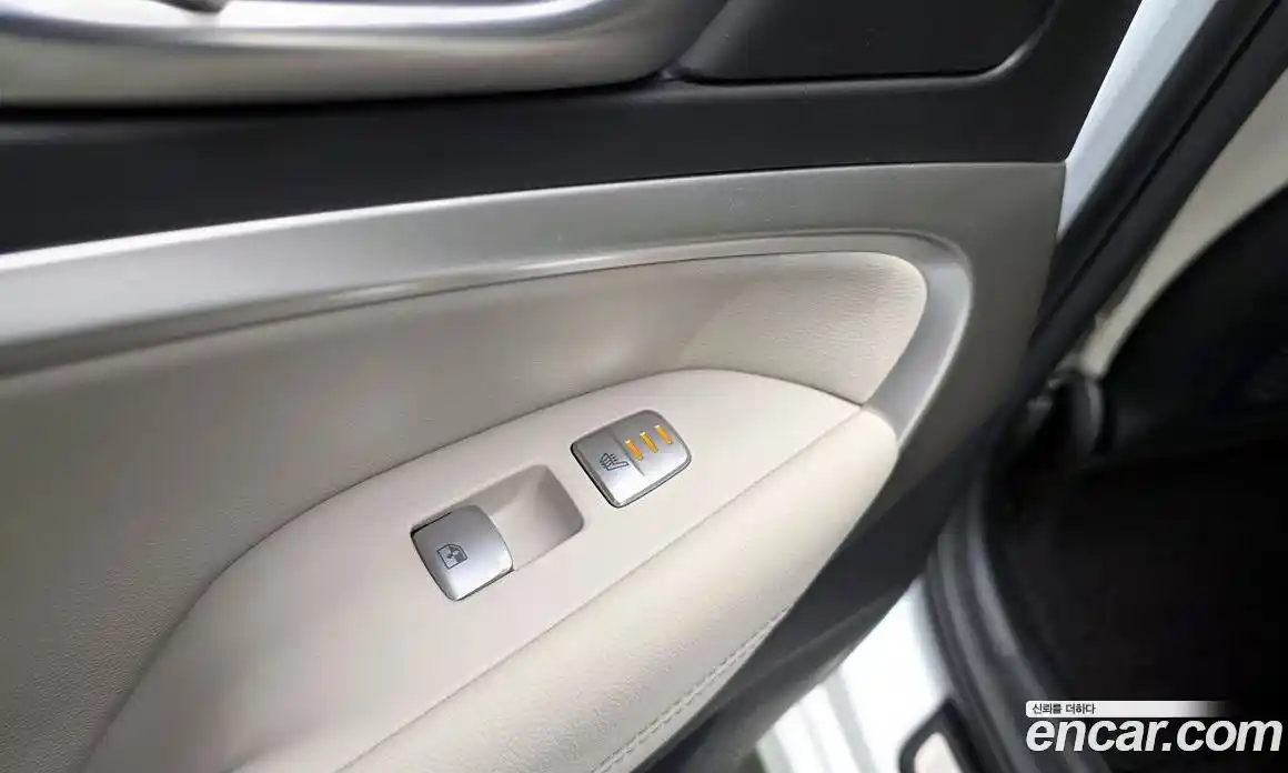 Genesis G70 2021 2.0 гидро, фото 18