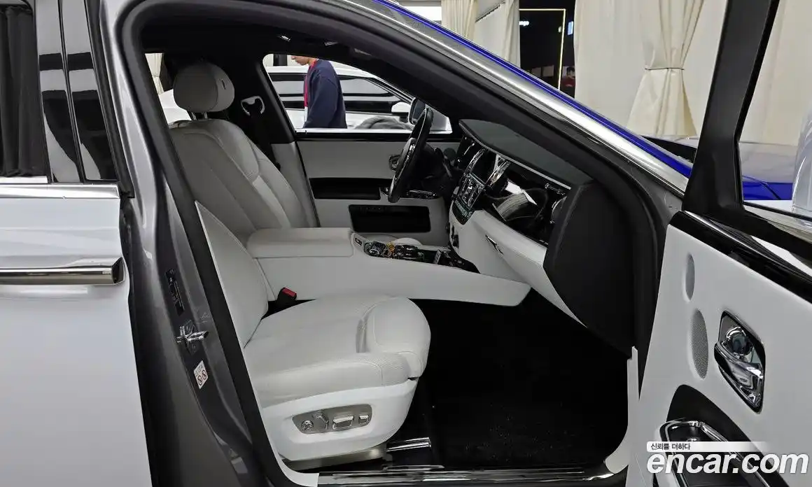 Rolls-Royce Ghost 2019 6.6 гидро, фото 11