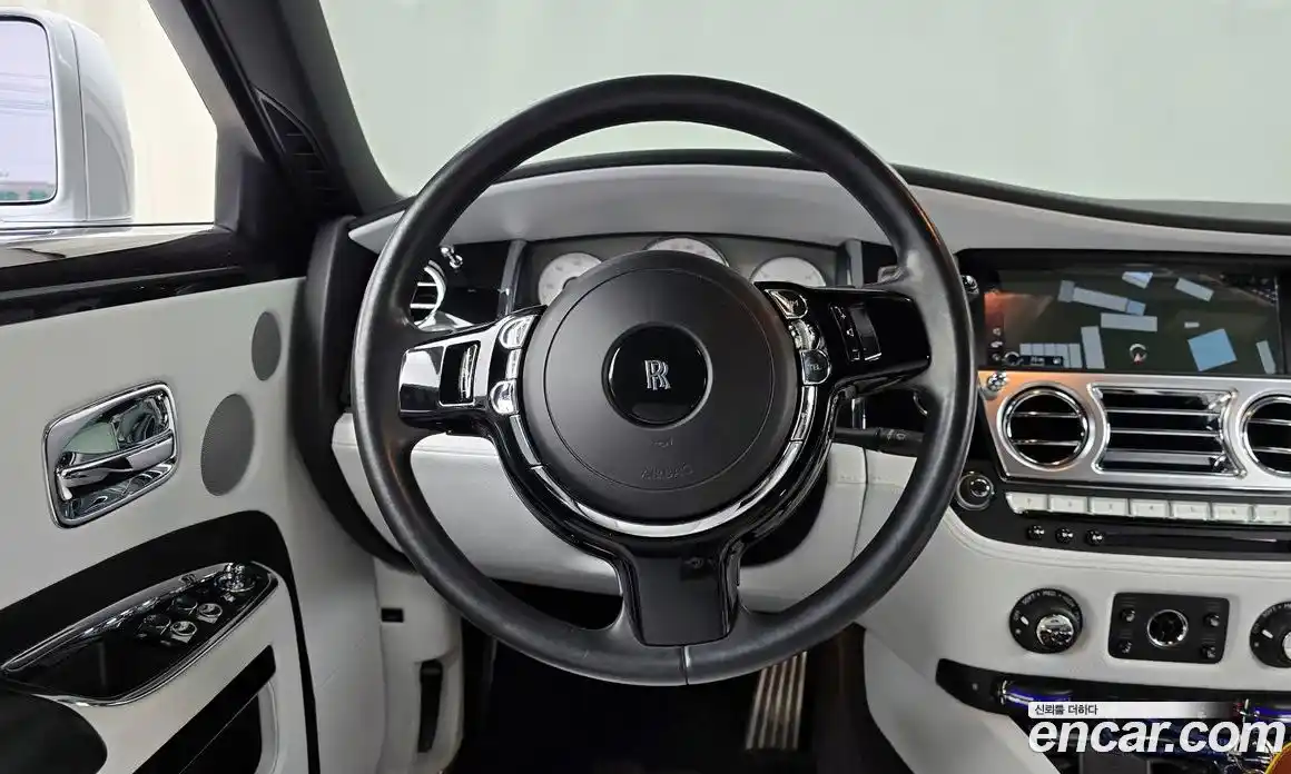 Rolls-Royce Ghost 2019 6.6 гидро, фото 13