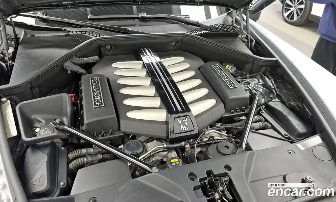 Rolls-Royce Ghost 2019 6.6 гидро, фото 6
