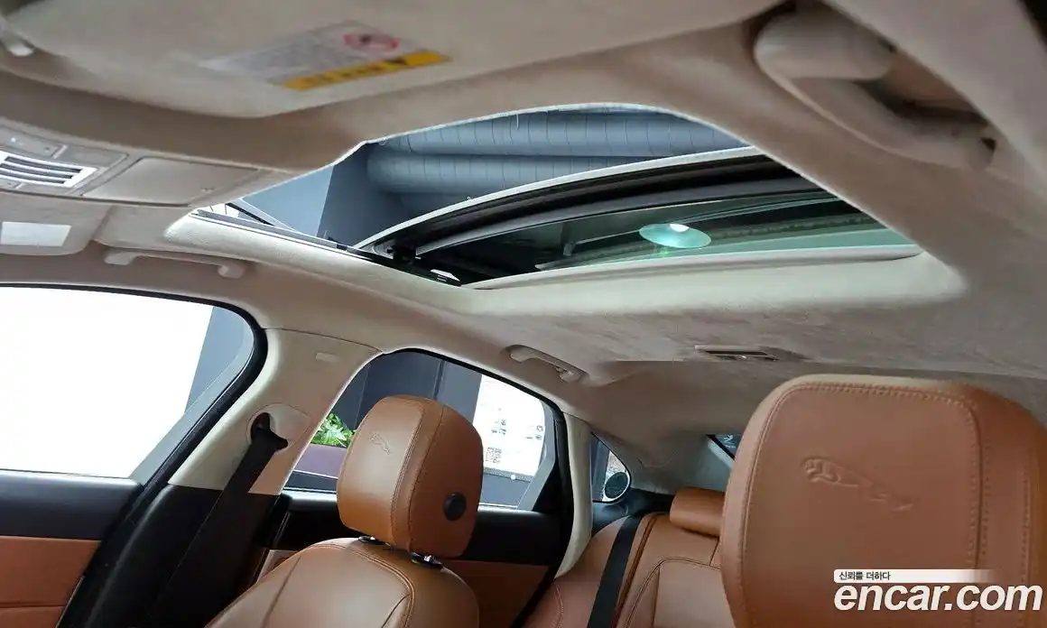 Jaguar XF 2019 2.0 гидро, фото 31
