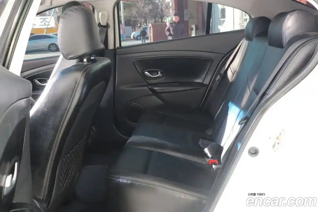 Renault SM3 2009 1.6 гидро, фото 8