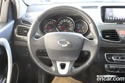 Renault SM3 2009 1.6 гидро, миниатюра 10