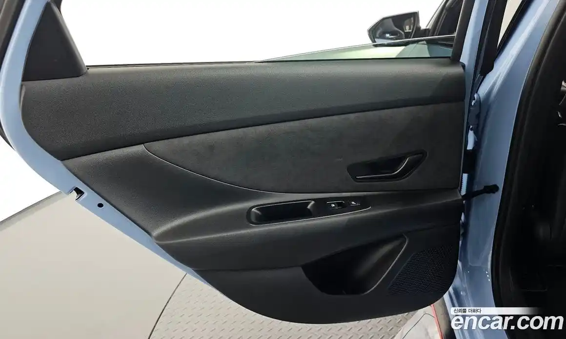 Hyundai Avante 2025 2.0 автомат (гидро), фото 14